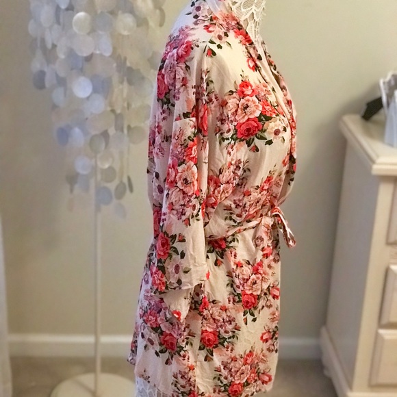 Light Pink Floral Robe - Picture 4 of 5
